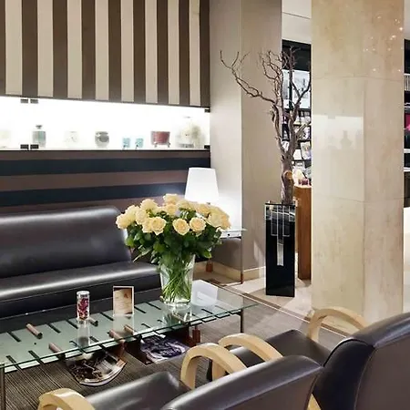 Cambon Hotel Parijs