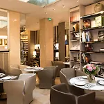 加蓬酒店 4*