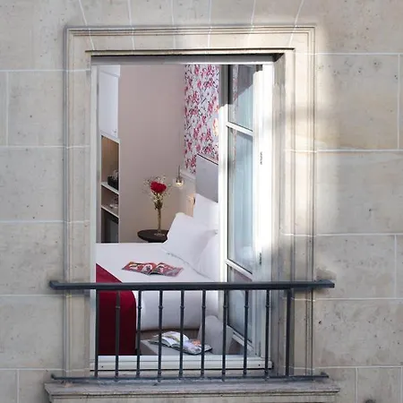 Hotel Cambon 4*