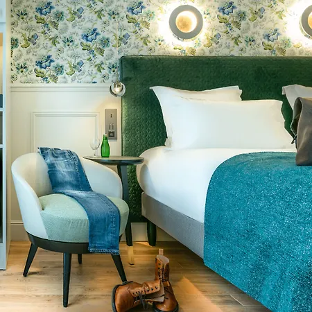 Cambon Hotel