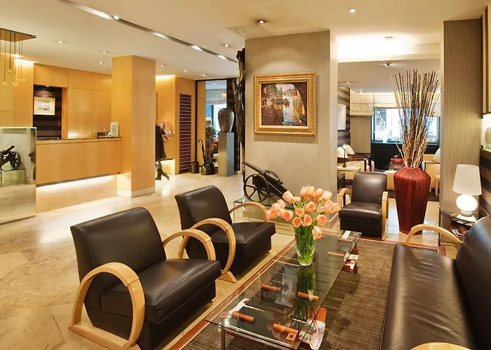 コンボン 4* パリ