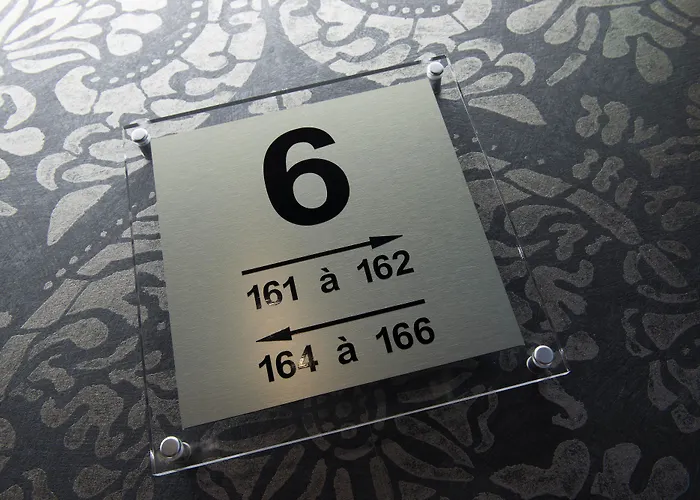 コンボン ホテル