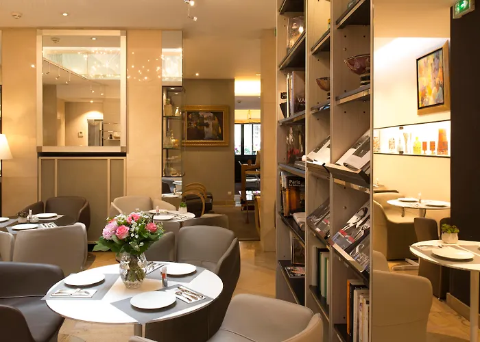 コンボン ホテル パリ