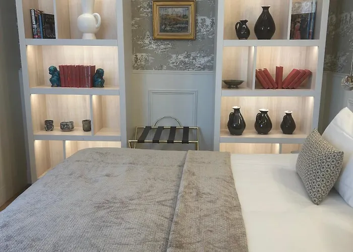 ホテル コンボン パリ