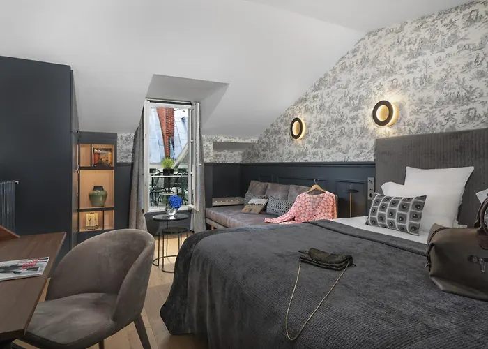 Cambon Hotel 4*