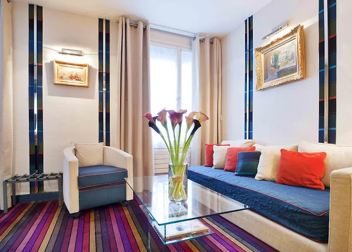 ホテル コンボン