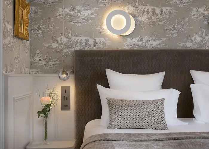 コンボン ホテル パリ